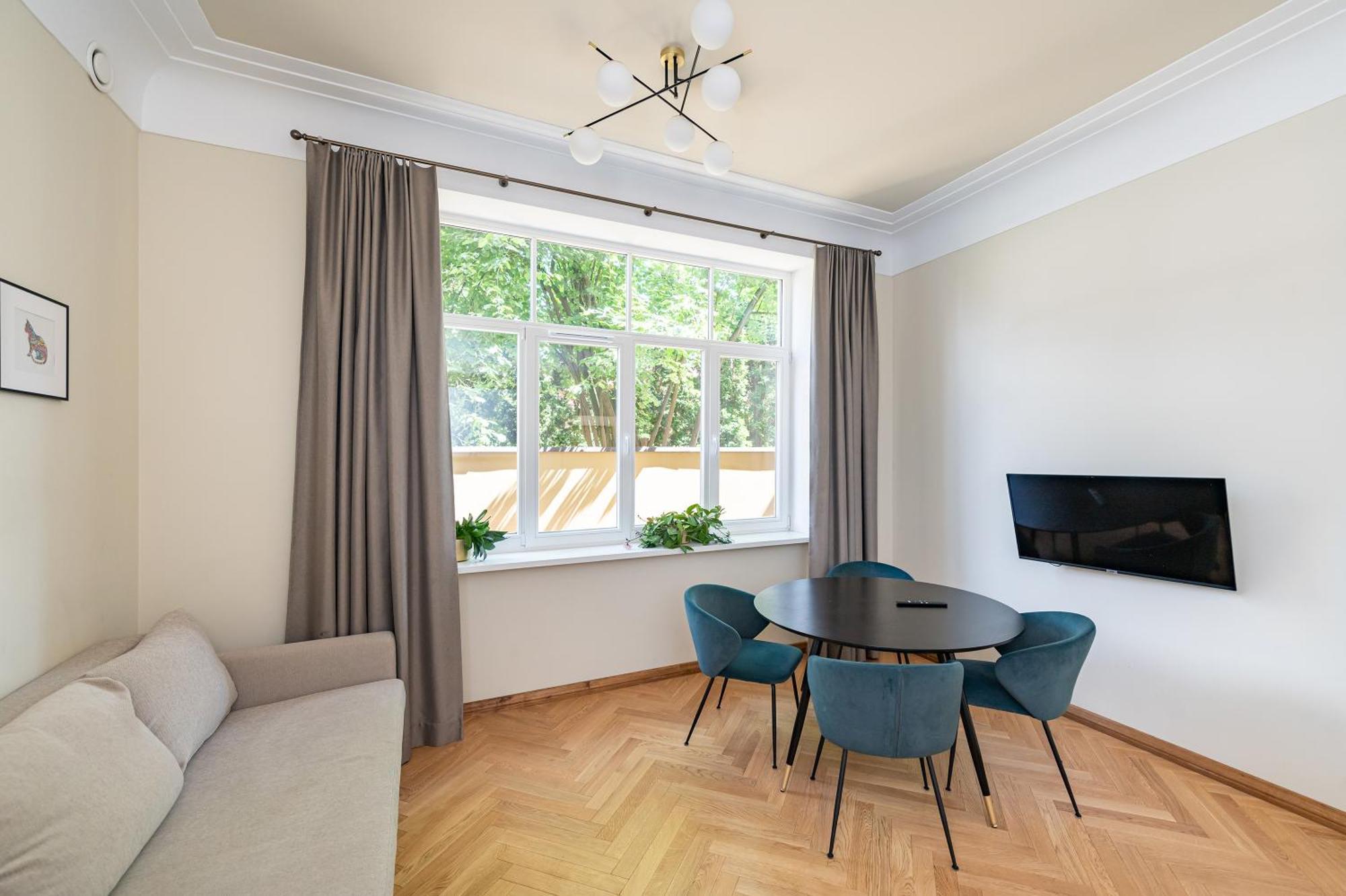 Park Avenue Apartments By Hostlovers Kaunas Exterior photo